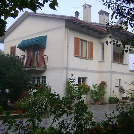 B&B La Mimosa Spello Bagian luar foto